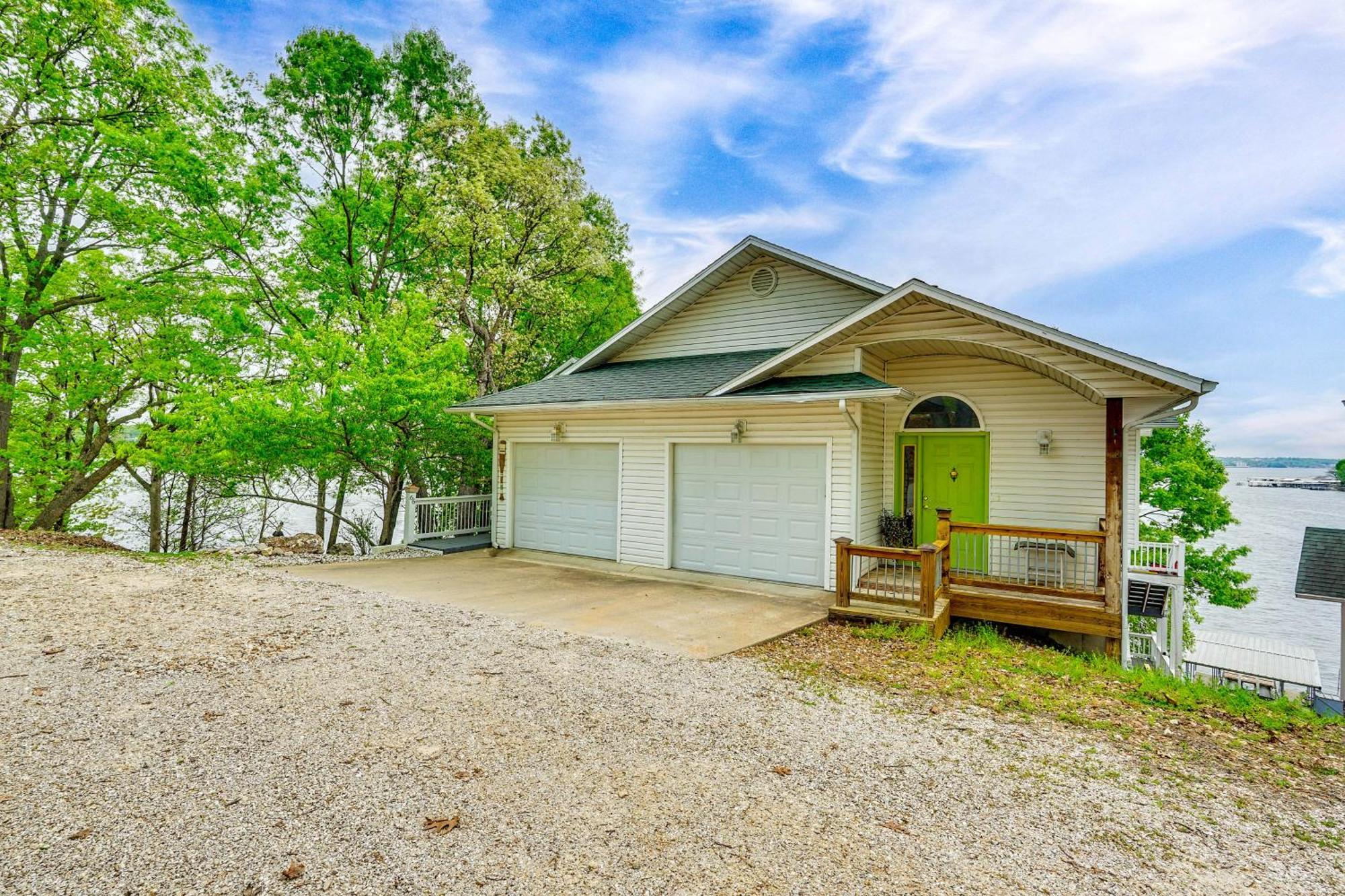 Townhouse With Shared Dock On Lake Of The Ozarks! Buitenkant foto
